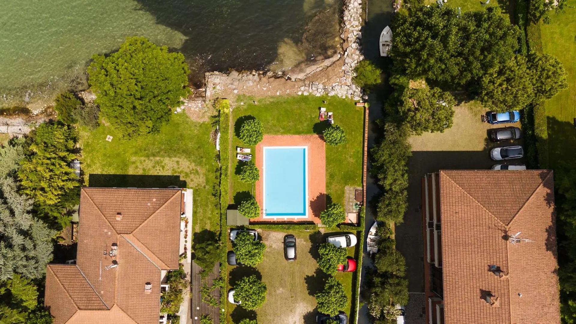 Apartment Wohnung Am Strand Mit Pool Sirmione
